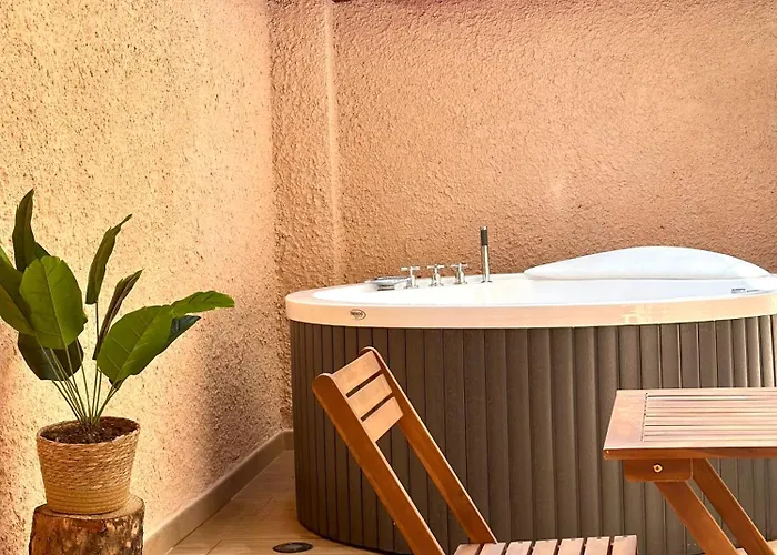 Domus Auri Vatican Boutique * Roma